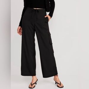 High-Waisted StretchTech Wide-Leg
Cargo Pants for Women